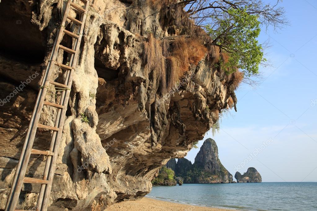 Tangga Bambu Stok Foto Tangga Bambu Gambar Bebas Royalti Depositphotos