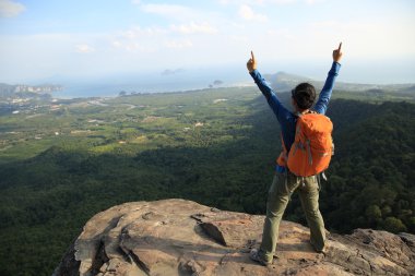 başarılı kadın tezahürat 
