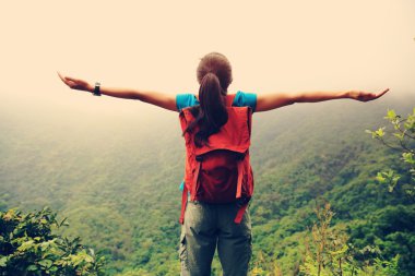 başarılı kadın tezahürat 