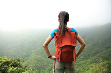 kadın yüzünden Dağ Manzaralı 