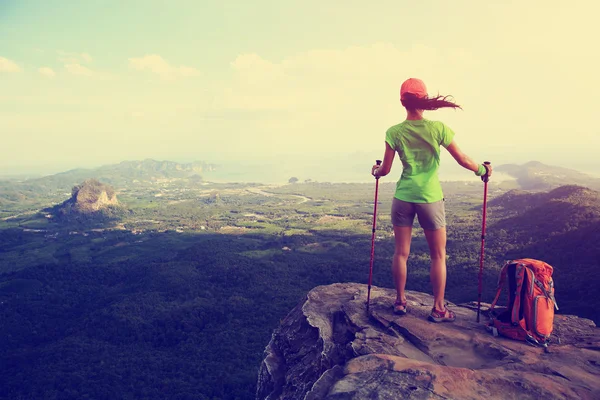 dağ tepe, Asyalı kadın