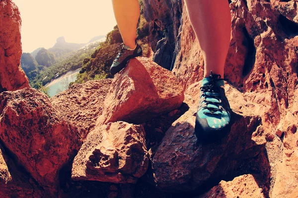 Rock climber legs — Stock Photo, Image