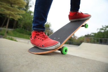 kaykay skatepark bacaklara