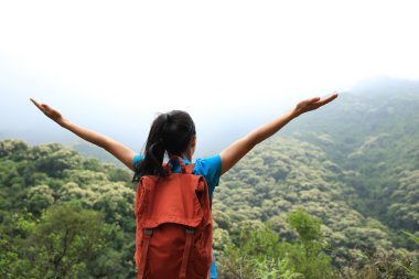 Genç Asyalı kadın 