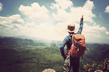 Tezahürat kadın uzun yürüyüşe çıkan kimse 