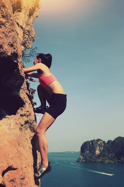 Mulher alpinista — Fotografia de Stock