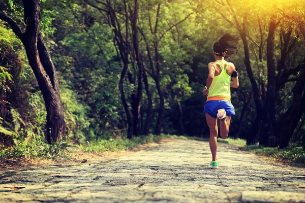 Young fitness woman — Stock Photo, Image