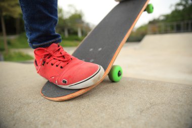 kaykay skatepark rampa bacaklara
