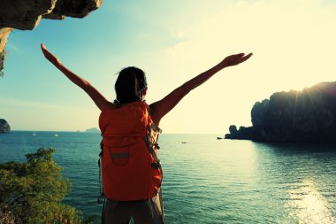 Tezahürat kadın uzun yürüyüşe çıkan kimse 