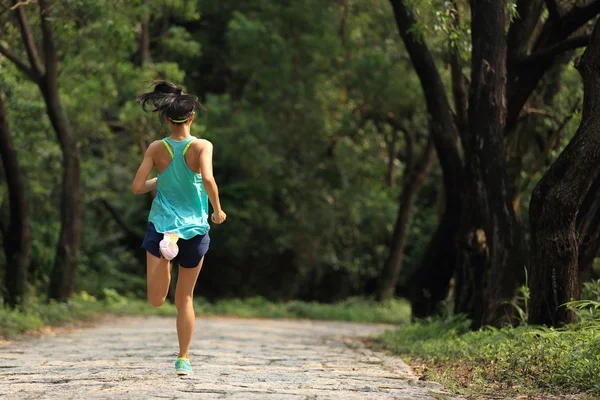 Young fitness woman — Stock Photo, Image