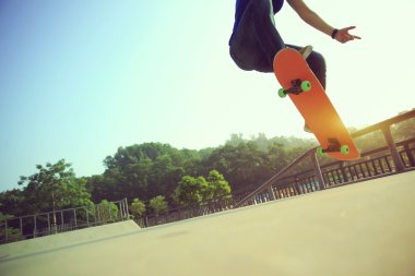 skatepark genç kadın