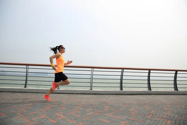 Asian woman runner — Stock Photo, Image