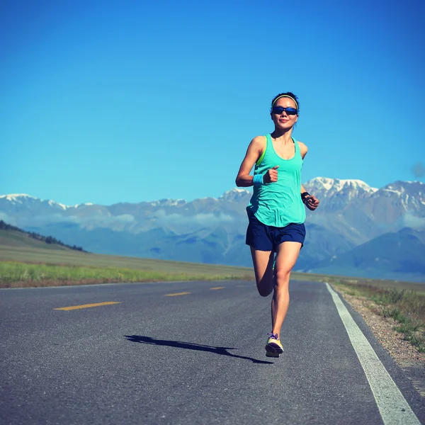 Fitness mulher correndo — Fotografia de Stock