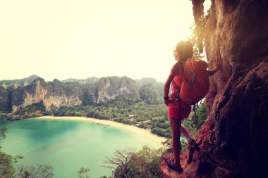 kadın zevk sahil manzaraya