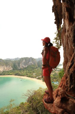 kadın zevk sahil manzaraya