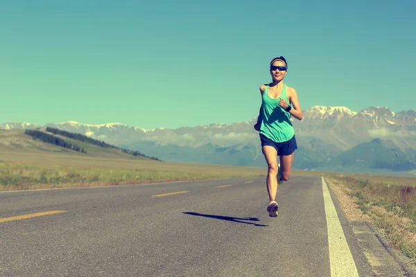 Fitness woman running — Stock Photo, Image