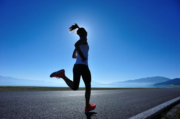 Fitness woman running — Stock Photo, Image