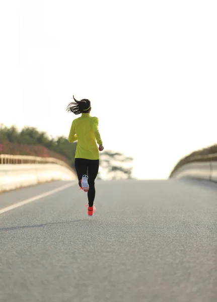 Fitness mujer corriendo — Foto de Stock