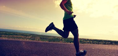  çalışan kadın sağlıklı yaşam tarzı