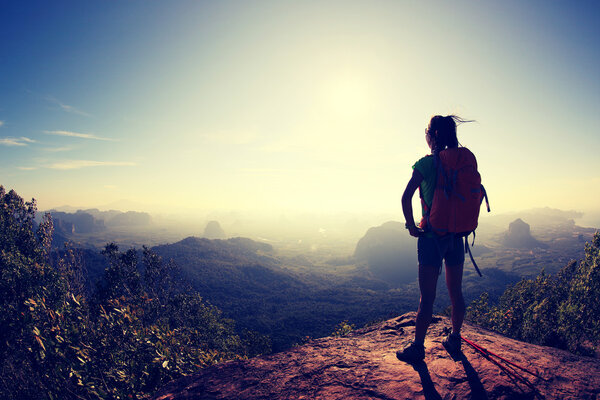  woman backpacker hiking 