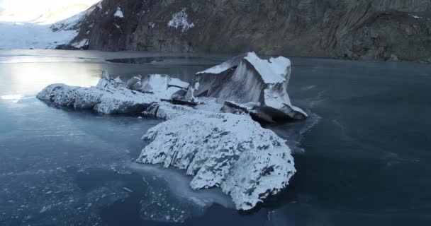 Dron Přeletěl Ledovcovou Lagunu Tibetu Číně Letecký Pohled Záběry Dronů — Stock video