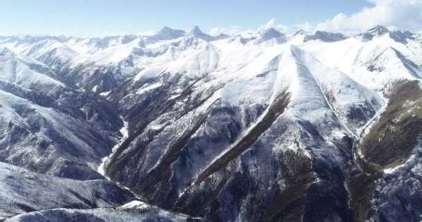 Sněhem Pokryté Hory Tibetu Čína — Stock video