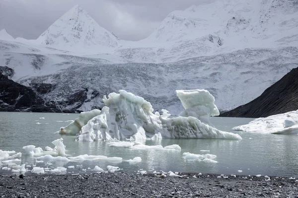 Льодовикова Лагуна Тибеті — стокове фото