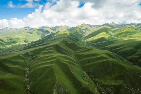 Montanhas Alta Altitude Com Paisagem Prados — Fotografia de Stock