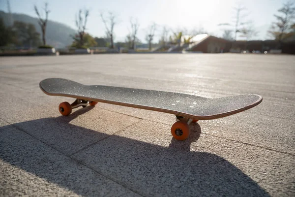 Skateboard Buiten Zonnige Ochtend — Stockfoto