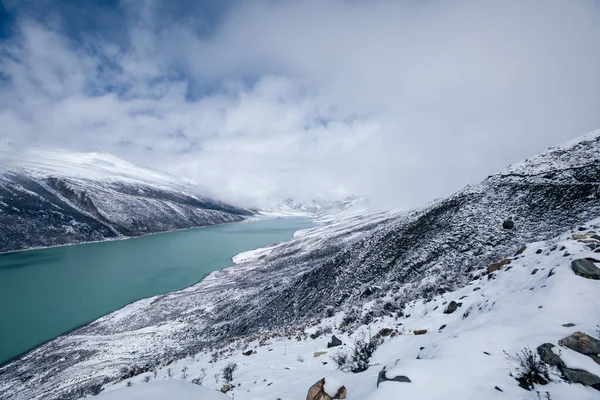 Trilha Montanha Nevando Alta Altitude Dia Inverno — Fotografia de Stock