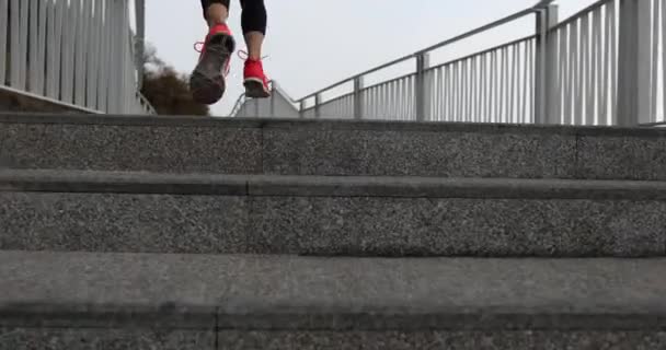 Estilo Vida Saudável Fitness Esportes Mulher Corredor Correndo Trilha Beira — Vídeo de Stock