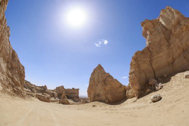 Çin 'in batısındaki yardang arazisi