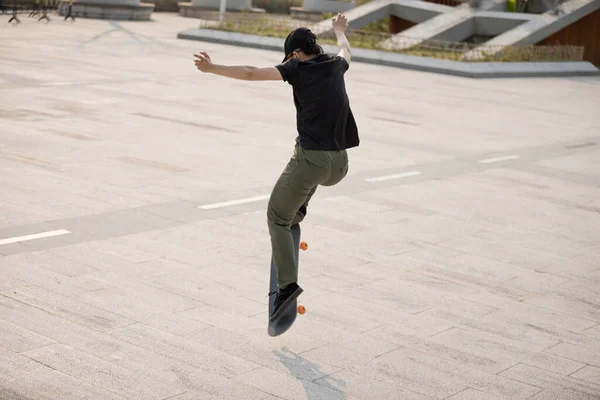 Skateboarder Skateboarding Outdoors Morning — Stock Photo, Image