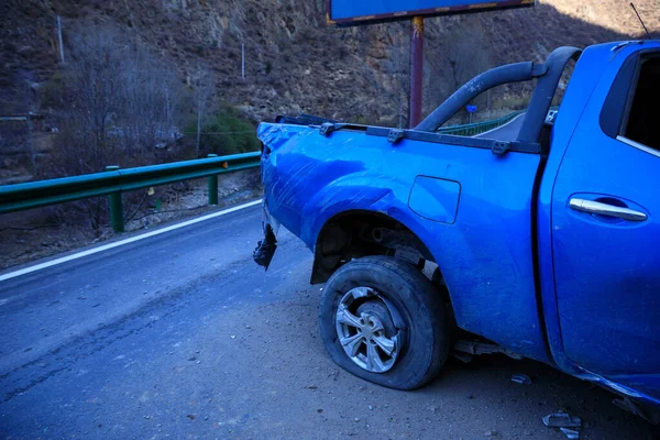 Camionnette Accident Sur Route Montagne Tibet Chine — Photo