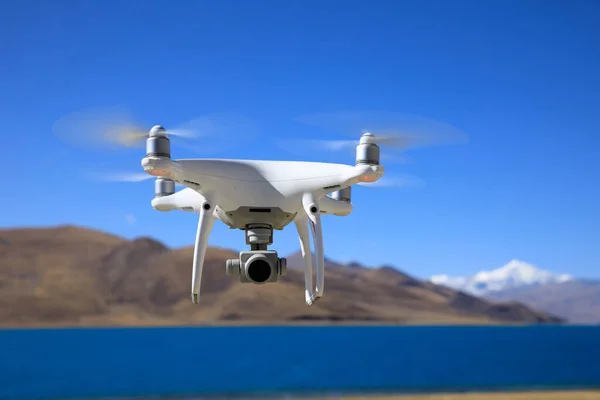 中国提贝雅姆德罗克湖风景摄影的无人机 — 图库照片