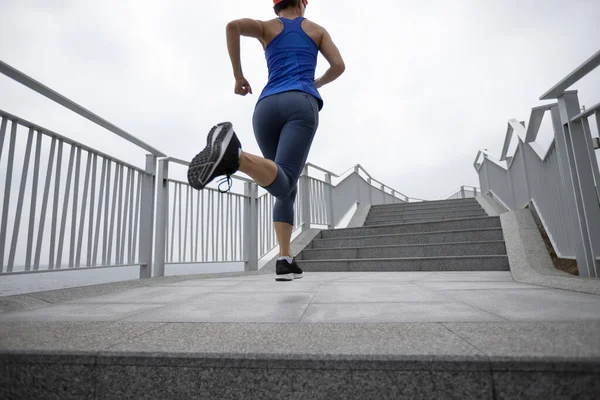 Estilo Vida Saudável Fitness Esportes Mulher Corredor Correndo Trilha Beira — Fotografia de Stock