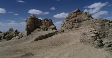 Çin 'in batısındaki yardang arazisi