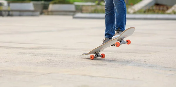 Skateboarder Legs Skateboarding Outdoors — Stock Photo, Image