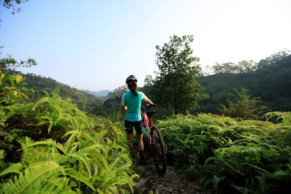 Cross Country Biking Woman Cyclist Riding Mountain Bike Tropical Forest — Stock Photo, Image