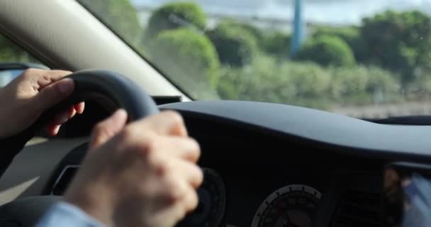 Mãos Femininas Volante Conceito Condução Carro — Vídeo de Stock