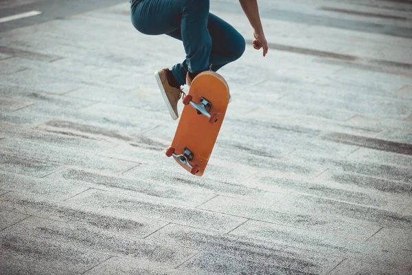 Скейтбординг Відкритому Повітрі Місті — стокове фото