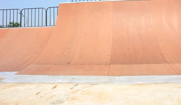 Modern skate park — Stock Fotó