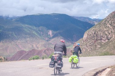 dağ bisikleti tibet, Çin'in yüksek dağlardaki gezintisi
