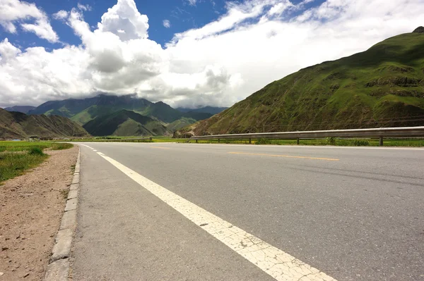 Landacape in tibet — Stock Photo, Image