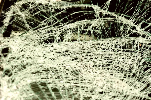 Broken windshield — Stock Photo, Image