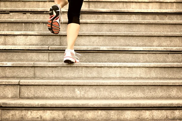 Woman legs running up — Stock Photo, Image