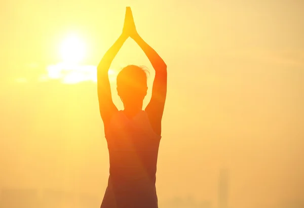 Здоровий йога жінка медитація — стокове фото