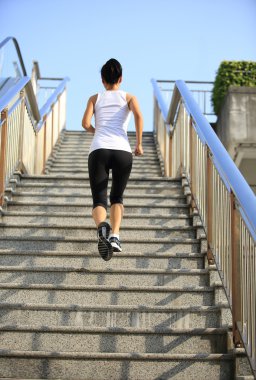 merdivenlerde koşma runner atlet