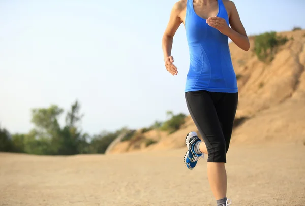 Runner atleet uitgevoerd — Stockfoto