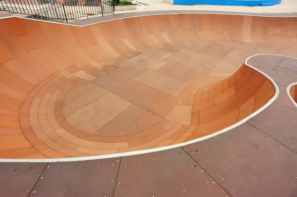 Skatepark moderno — Fotografia de Stock